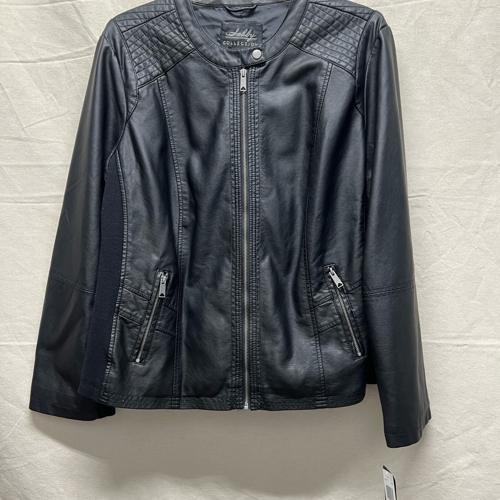 Womens size 3X black faux leather jacket